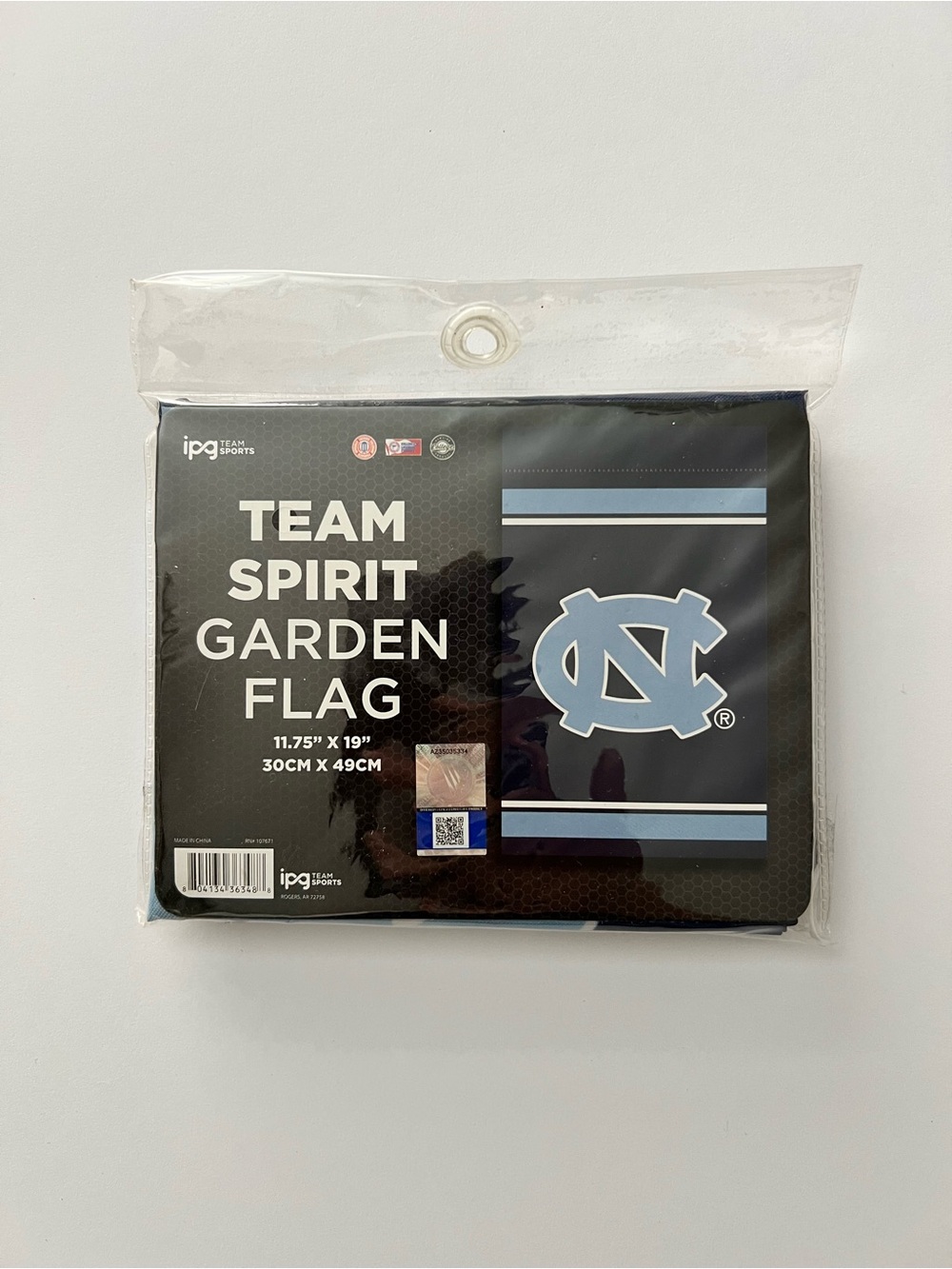 Team Spirit Garden Flag - Light Blue & Black -